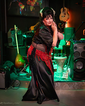 20251011-SSBD-2-Suzanna_Khan-0021