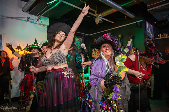 20251011-SSBD-3-Witches-0009
